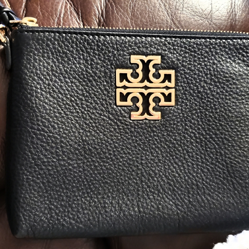 Tory bruch britten large zip pouch